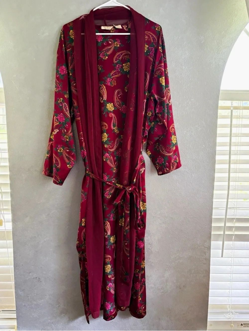 Victoria's Secret | Vintage Floral Satin Kimono Robe | Size: M